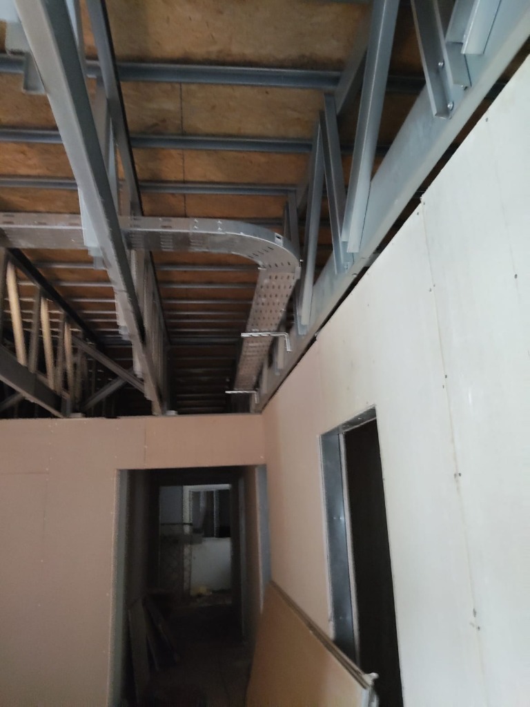 Canalización eléctrica en obra